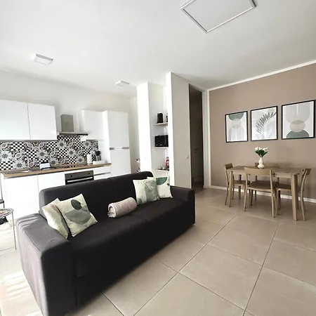 Casa Vittoria - Tra Maggiore E Centro Citta Luino