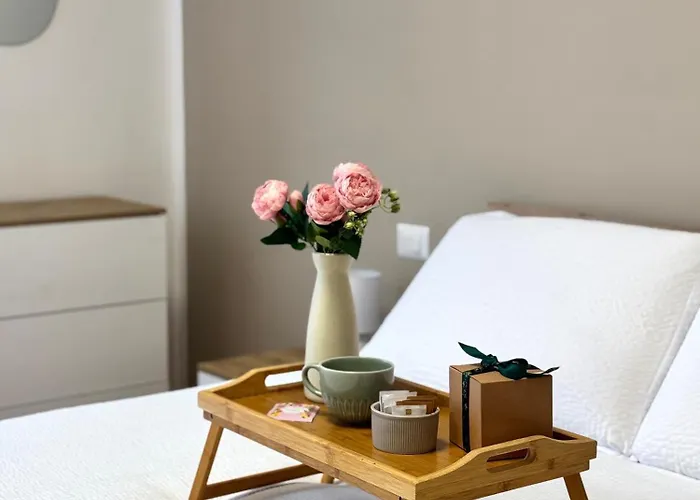 Casa Vittoria - Tra Maggiore E Centro Citta 勒威诺