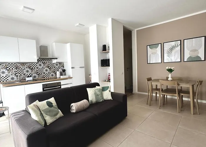 Casa Vittoria - Tra Maggiore E Centro Luino