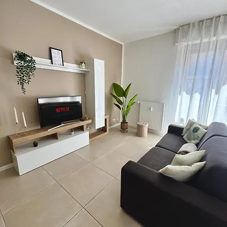 Apartament Casa Vittoria - Tra Maggiore E Centro Citta