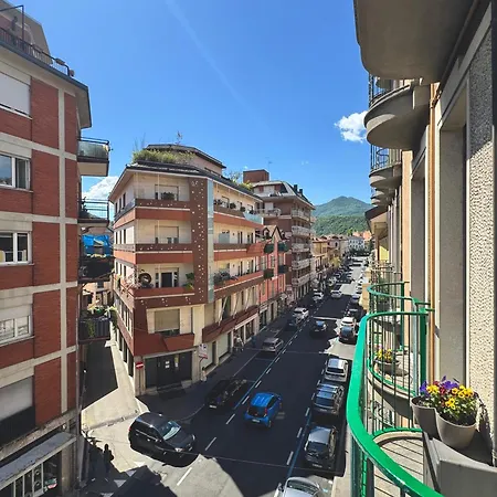 Casa Vittoria - Tra Maggiore E Centro Citta Lägenhet *